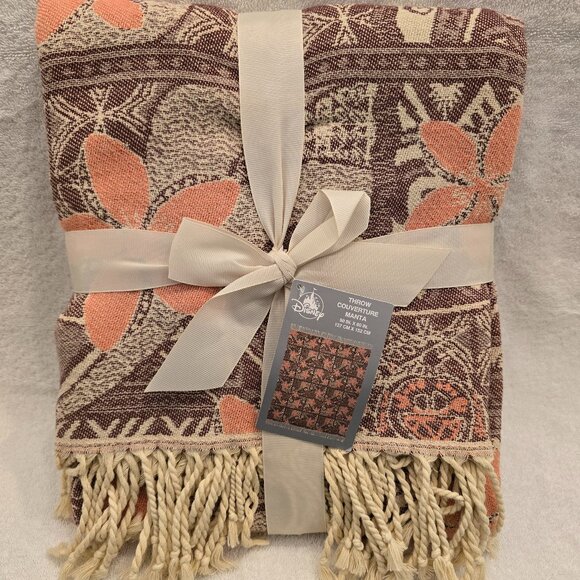 Disney Throw Couverture Blanket 50 in x 60 in - NEW - Picture 1 of 3